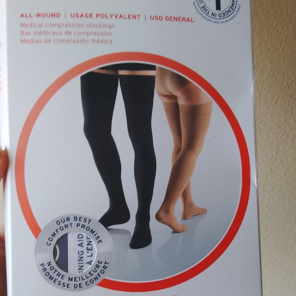 Relief Compression Socks - Black - Picture 3 of 8